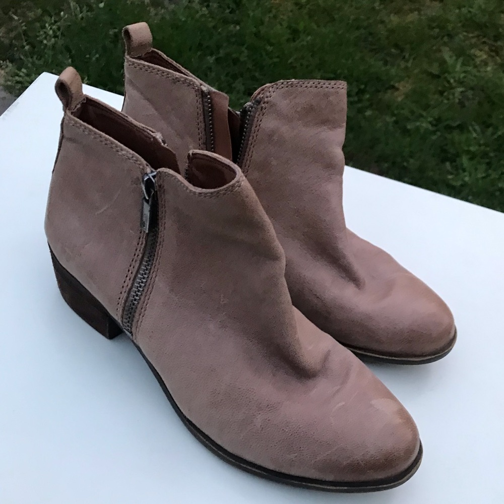 Tan booties - Picture 3 of 4